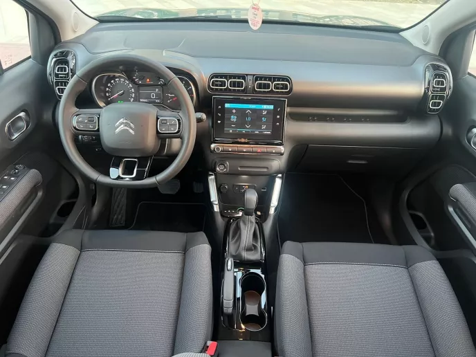 Citroen C3 Aircross (Grigio), 2024 in affitto a Dubai