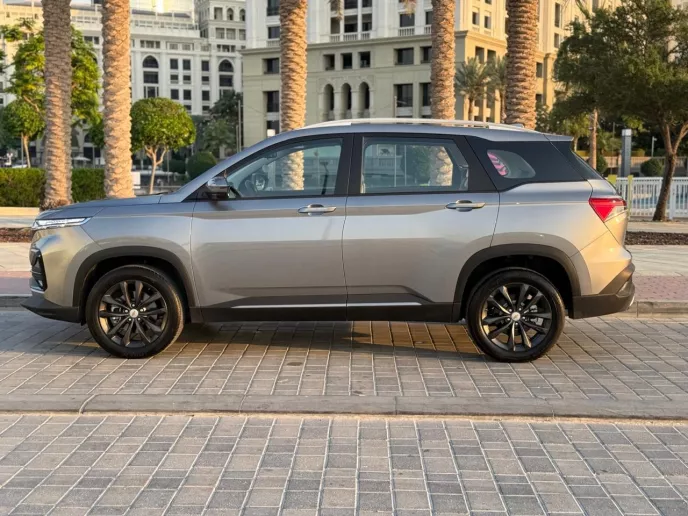 Chevrolet Captiva (Серый), 2025 для аренды в Дубай