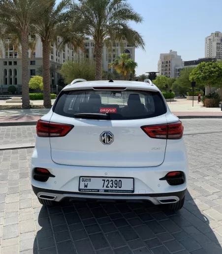 MG ZS (Blanco), 2025 para alquiler en Ras Al Khaimah