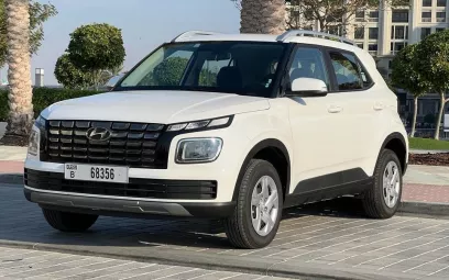 Hyundai Venue (Blanc), 2025 &agrave; louer &agrave; Duba&iuml;