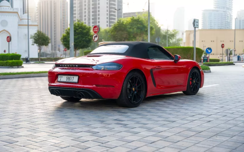 إيجار بورش بوكستر 718 Style Edition (أحمر), 2024 في دبي