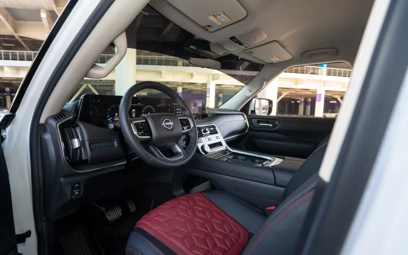 Nissan Patrol Platinum V6 (Wei&szlig;), 2026  zur Miete in Dubai