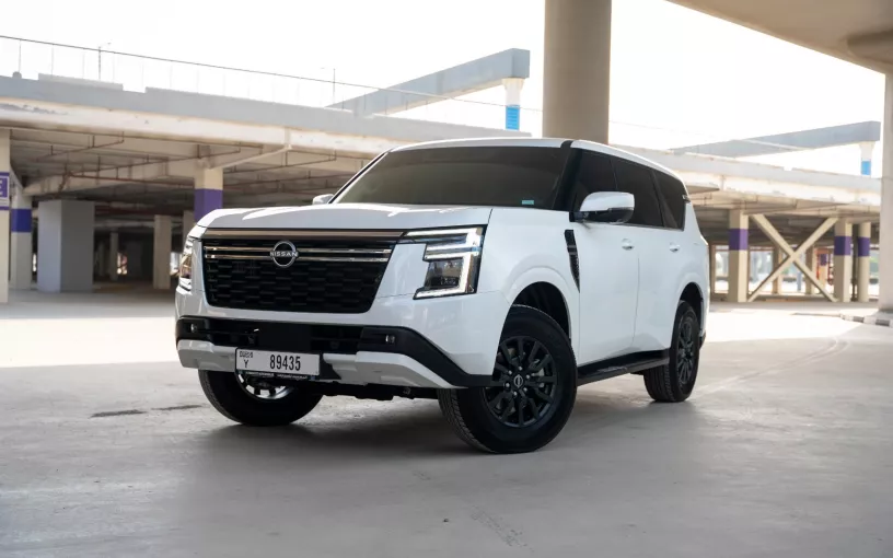 Nissan Patrol Platinum V6 (Wei&szlig;), 2026  zur Miete in Dubai