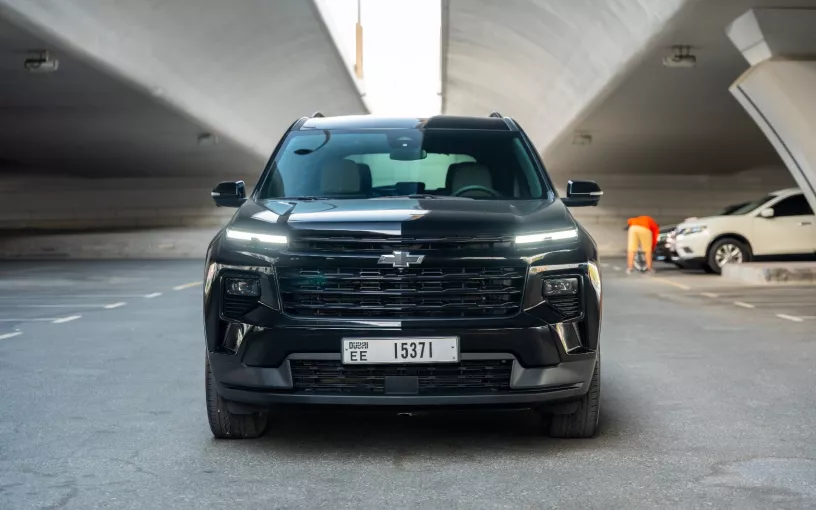 Res&uuml;'l-Hayme'de kiralık Chevrolet traverse (Siyah), 2025
