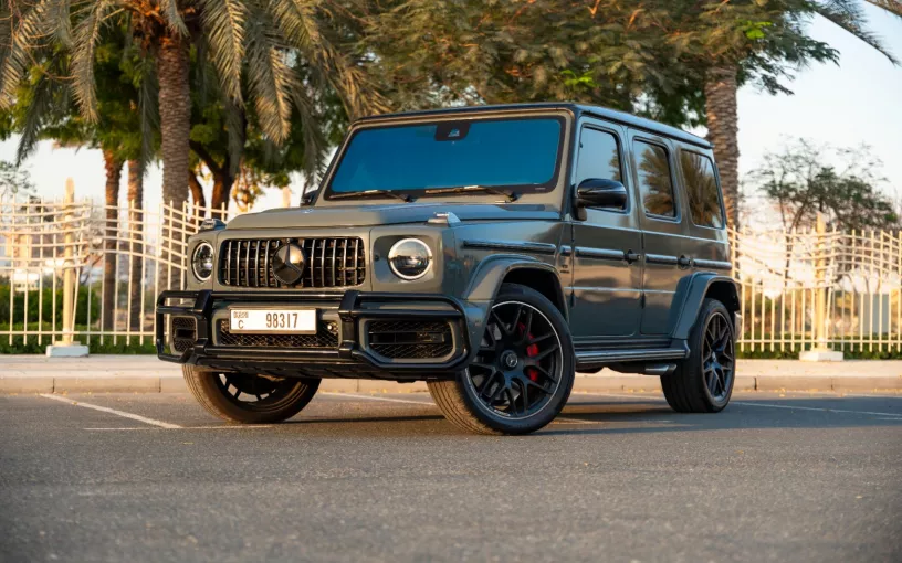Mercedes G63 AMG (Grau), 2022  zur Miete in Ras Al Khaimah