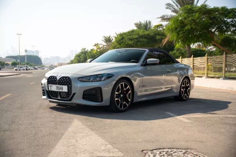 BMW 420i (Grigio Nardo), 2025 in affitto a Dubai