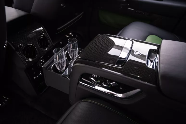 Rolls Royce Cullinan (Green), 2023 for rent in Dubai