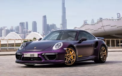 Porsche 911 Carrera (Morado), 2019 para alquiler en Dub&aacute;i