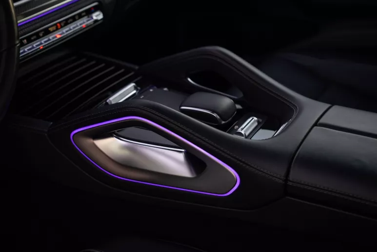 在迪拜 租 梅赛德斯 GLS 450 (灰色), 2021