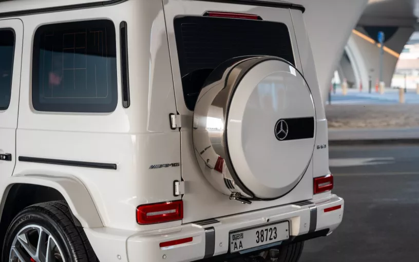 Mercedes G63 AMG (Blanco), 2025 - ofertas de arrendamiento en Dub&aacute;i