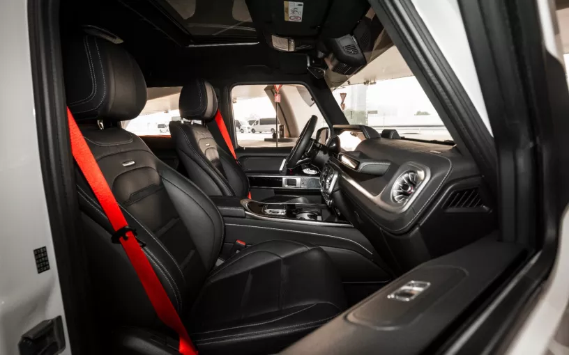Mercedes G63 AMG (Blanco), 2025 - ofertas de arrendamiento en Dub&aacute;i
