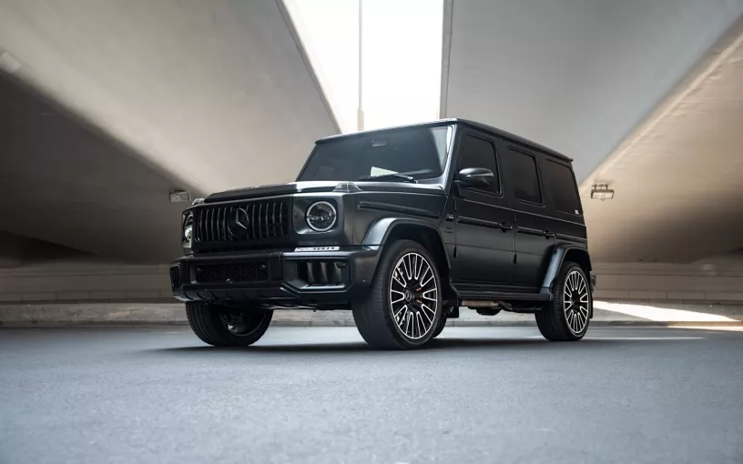 Mercedes G63 AMG (Mat Zwart), 2025 te huur in Dubai