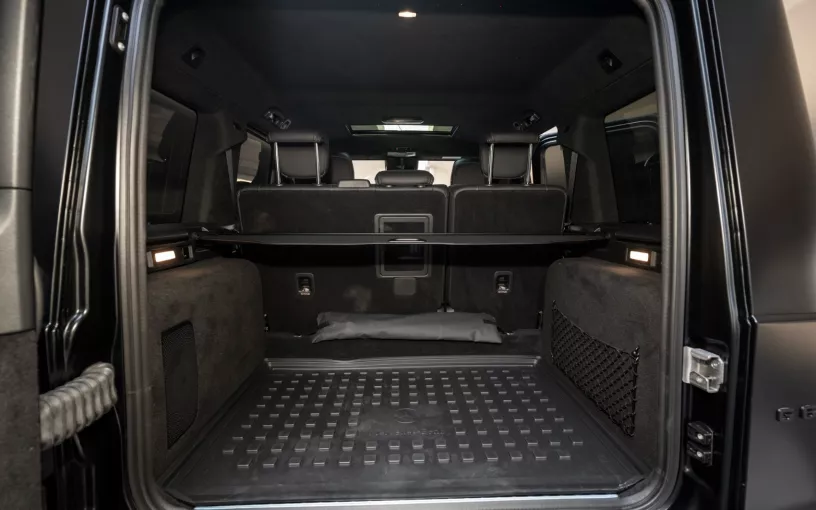 Mercedes G63 AMG (Mat Zwart), 2025 te huur in Dubai
