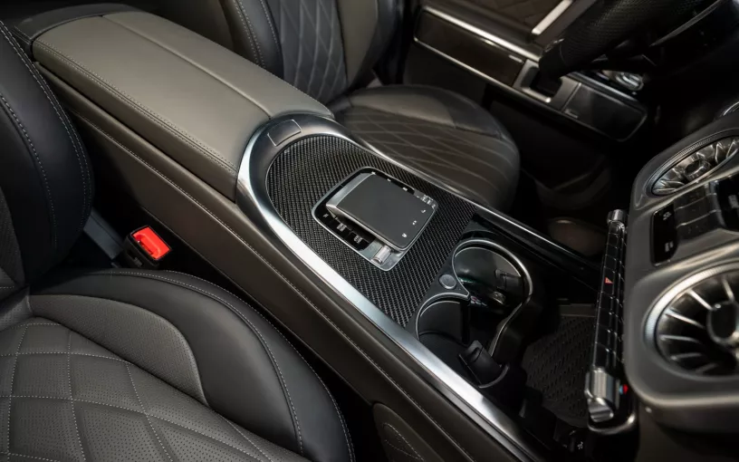 Mercedes G63 AMG (Mat Zwart), 2025 te huur in Dubai