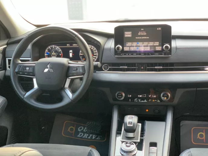 Mitsubishi Outlander (Белый), 2024 для аренды в Дубай