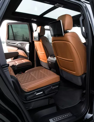 Cadillac Escalade Sport Platina (Zwart), 2024 te huur in Abu Dhabi