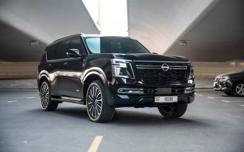Nissan Patrol Platinum V6 (Schwarz), 2026  zur Miete in Dubai