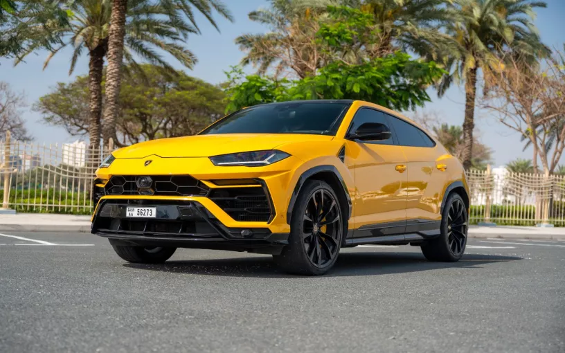 Lamborghini Urus (Gelb), 2023 Stundenmiete in Dubai