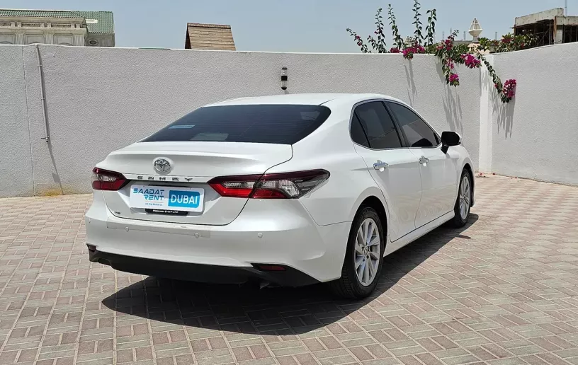 Toyota Camry (White), 2024 for rent in Ras Al Khaimah