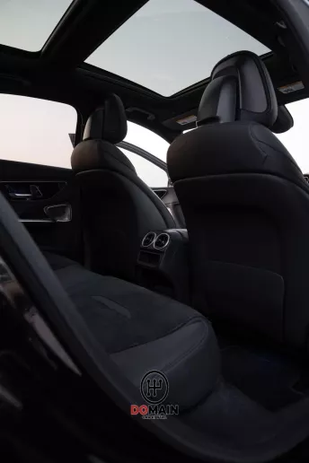Mercedes C63S AMG (Negro), 2024 para alquiler en Dub&aacute;i