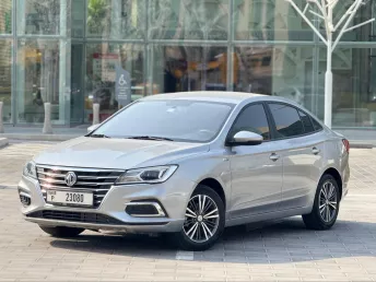 Miete MG5 (Grau), 2025 in Dubai