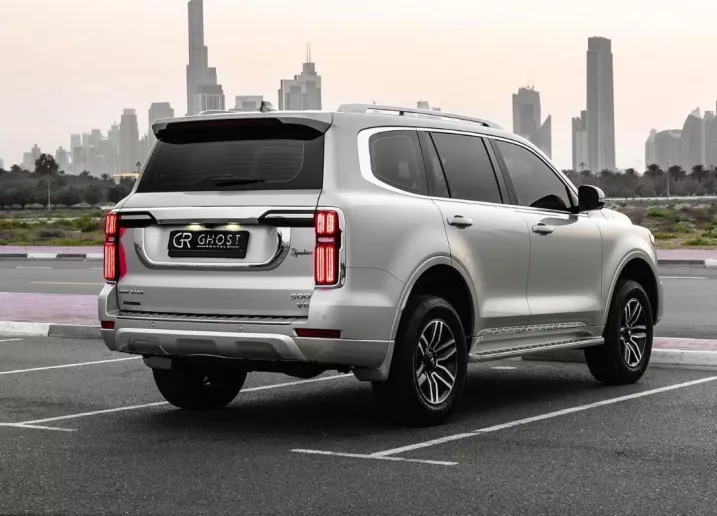 GWM TANK (Gold), 2024  zur Miete in Dubai