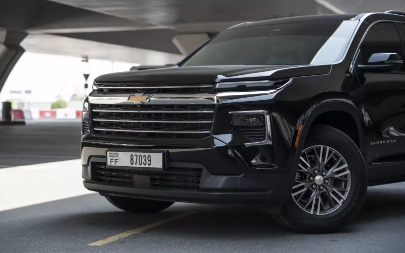 Chevrolet Traverse (Schwarz), 2026  zur Miete in Dubai