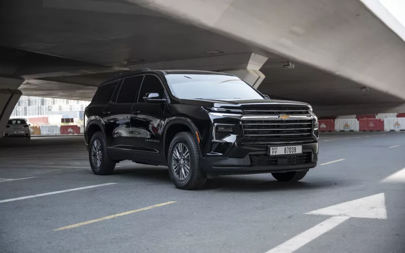 Chevrolet Traverse (Schwarz), 2026  zur Miete in Dubai