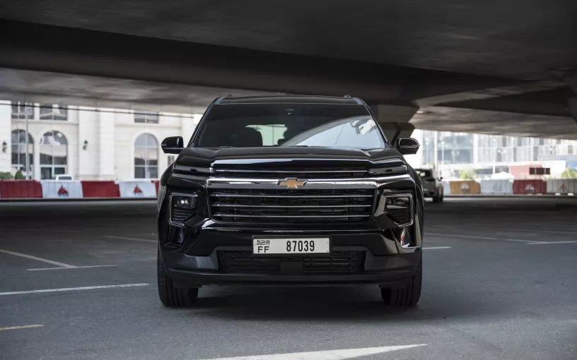 Chevrolet Traverse (Schwarz), 2026  zur Miete in Dubai