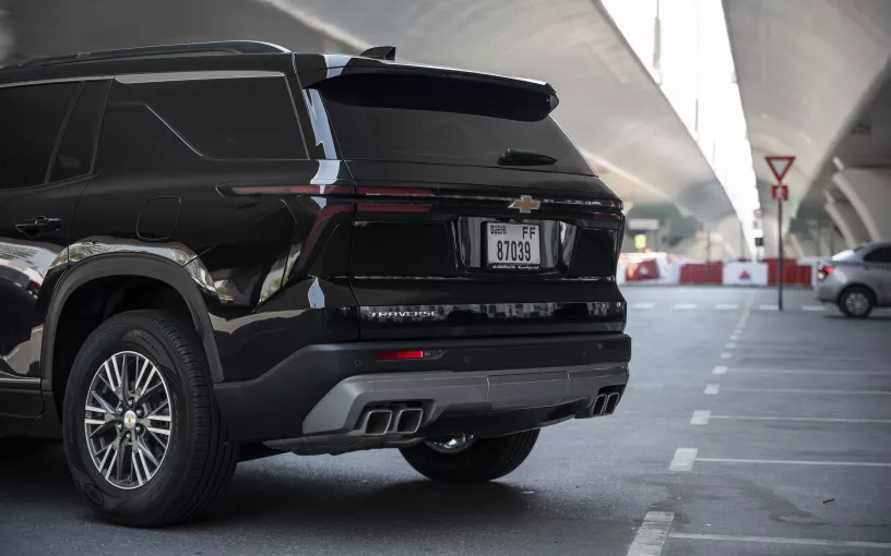 Chevrolet Traverse (Schwarz), 2026  zur Miete in Dubai