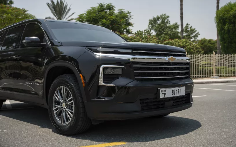 Chevrolet Traverse (Negro), 2026 para alquiler en Ras Al Khaimah
