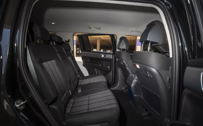 Hyundai Santa Fe (Black), 2026 - leasing offers in Dubai