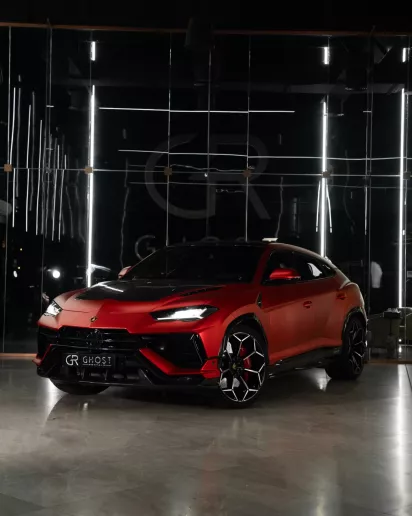 Lamborghini Urus (Rood), 2023 te huur in Dubai