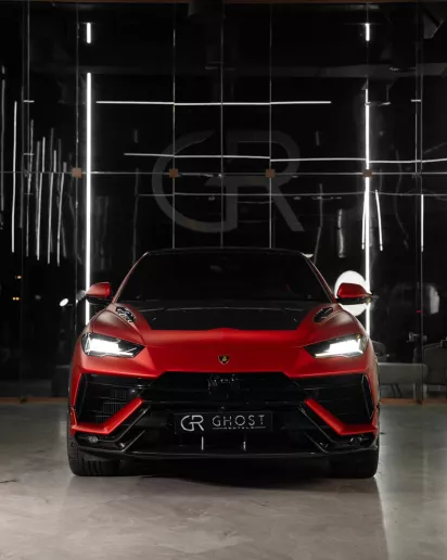 Lamborghini Urus (Rood), 2023 te huur in Dubai