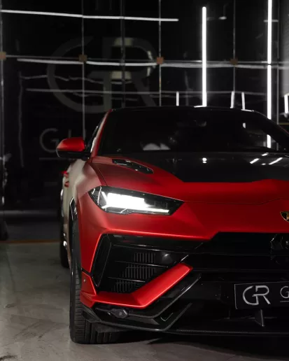 Lamborghini Urus (Rood), 2023 te huur in Dubai