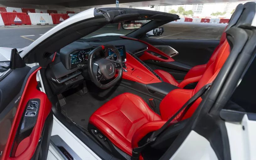 Chevrolet Corvette C8 (Blanc), 2025 à louer à Dubaï
