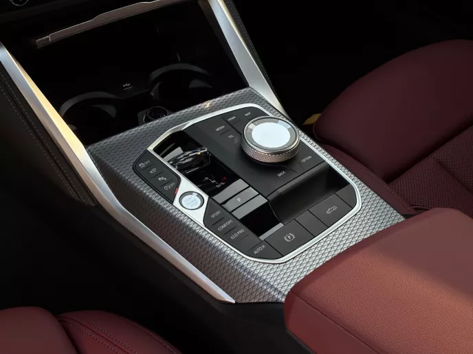 BMW 420i (Grigio Nardo), 2026 in affitto a Dubai
