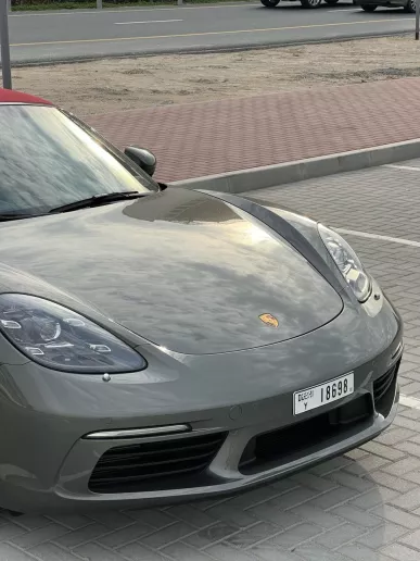إيجار بورش 911 / كاريرا (اللون الرمادي), 2025 في دبي