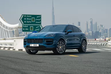 Miete Porsche Cayenne (Grau), 2025 in Dubai