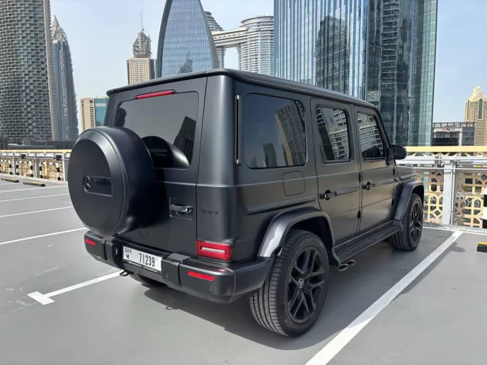 Mercedes G63 AMG (Noir), 2024 à louer à Dubaï