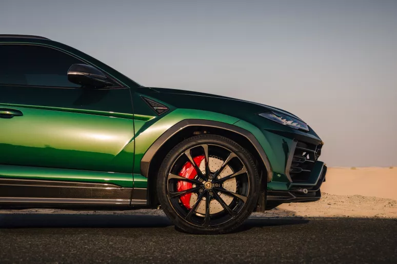 Lamborghini Urus te huur in Dubai