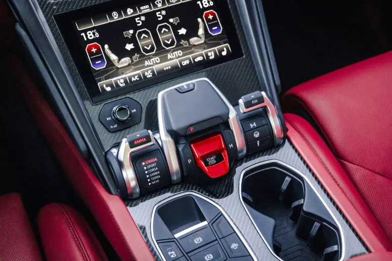 Lamborghini Urus te huur in Dubai