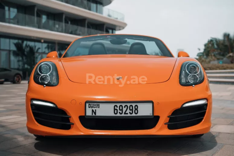 Porsche Boxster (), 2016 для аренды в Дубай