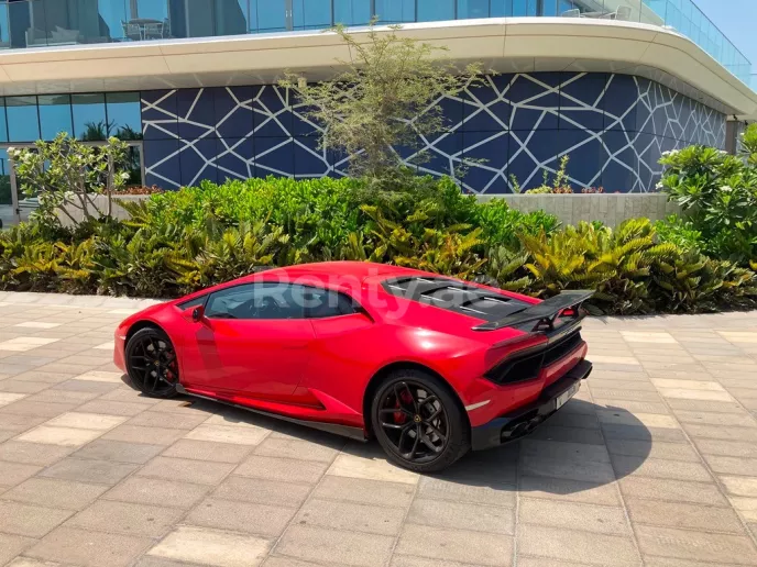 إيجار لامبورغيني هوراكان LP-610 (أحمر), 2018 في دبي