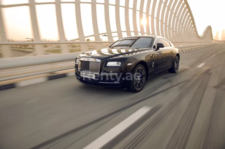Dubai'de kiralık Rolls Royce Wraith (Siyah), 2018