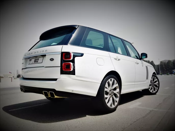 Range Rover Vogue Full Option (White), 2020 for rent in Dubai