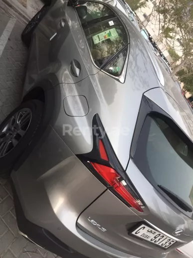 إيجار لكزس NX 200 (فضة), 2018 في دبي