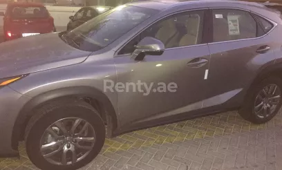 LEXUS NX 200 (Argent), 2018 &agrave; louer &agrave; Duba&iuml;