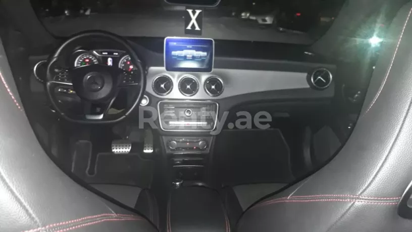 Dubai'de kiralık Mercedes CLA 250 (Siyah), 2018