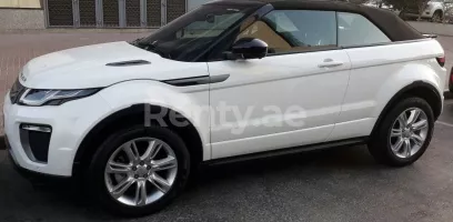 Range Rover Evoque (Wei&szlig;), 2018 zur Miete in Dubai